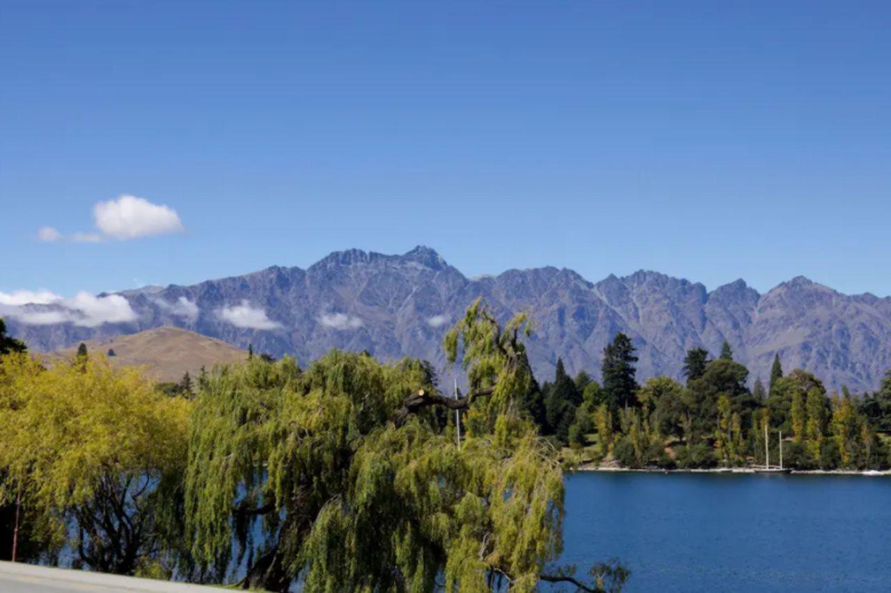 Queenstown House Lakeside Екстериор снимка